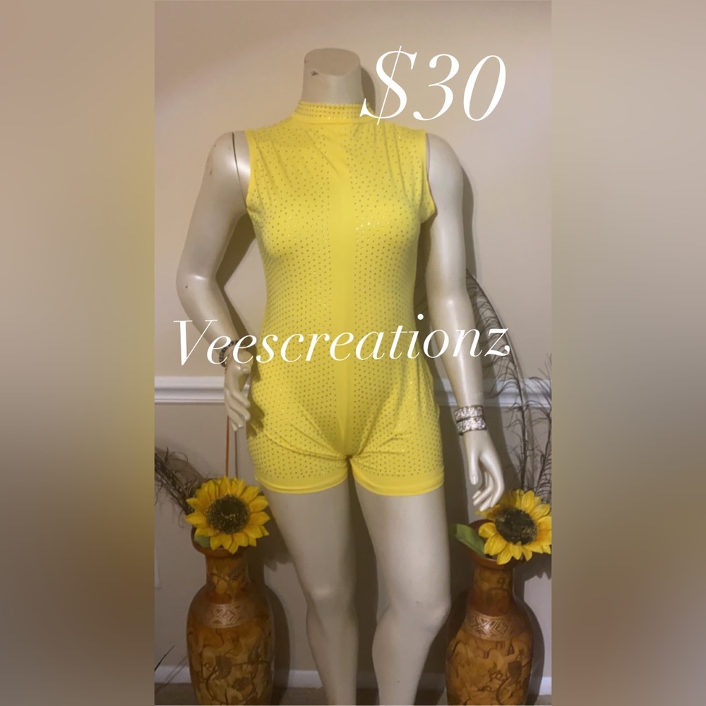 Yellow romper w/rhinestones